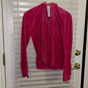 Zenna outfitters zip up